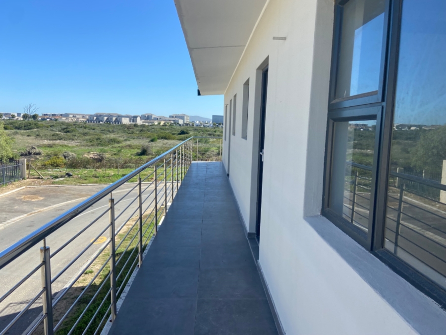 2 Bedroom Property for Sale in Parklands East Western Cape